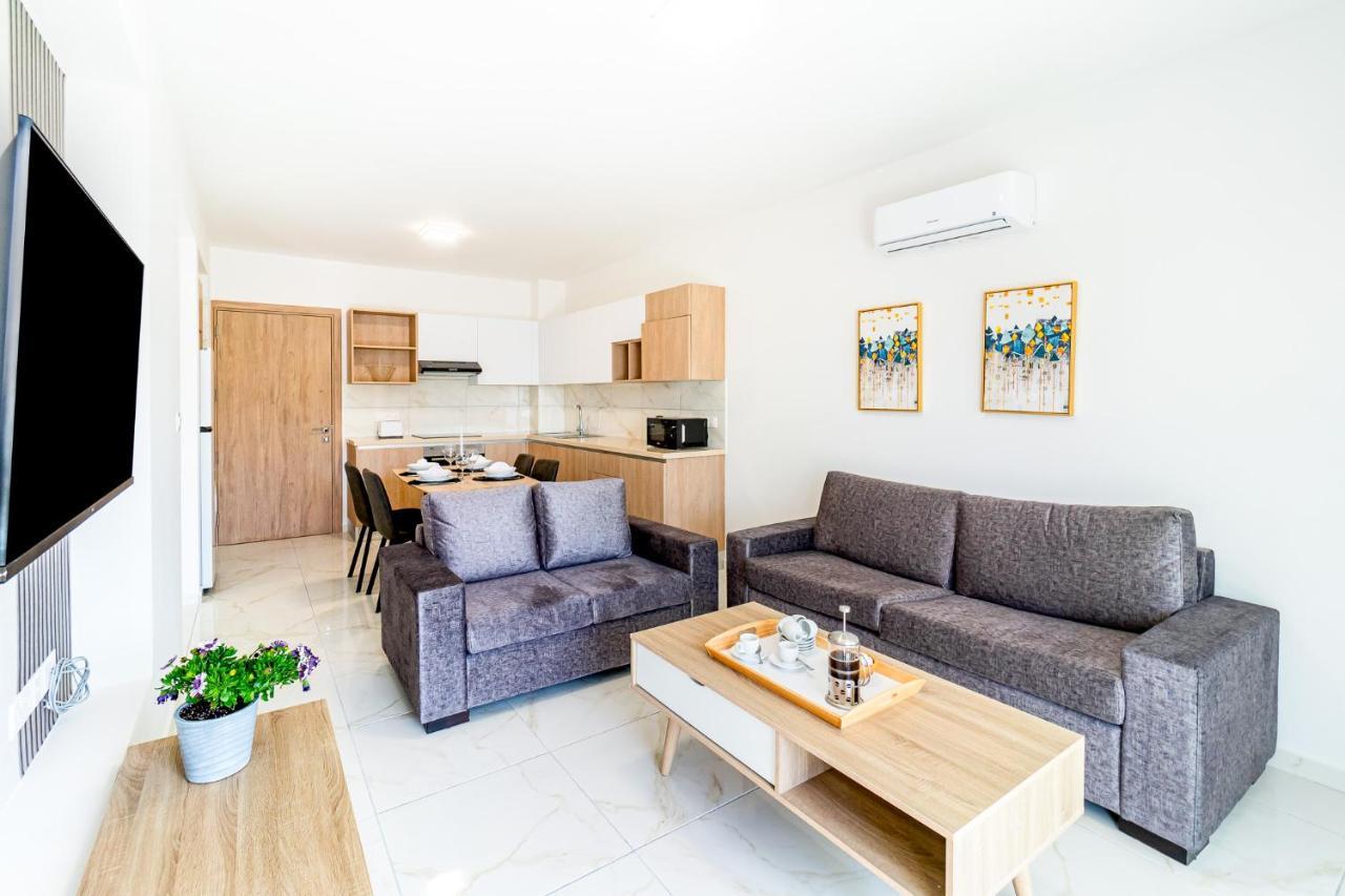 Adolina Apartments By Ezoria Villas Paphos Exterior foto